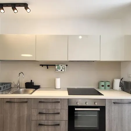 Slatki U Puli - Arena By Guide 아파트 풀라