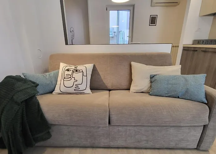 Slatki U Puli - Arena By Guide Pula